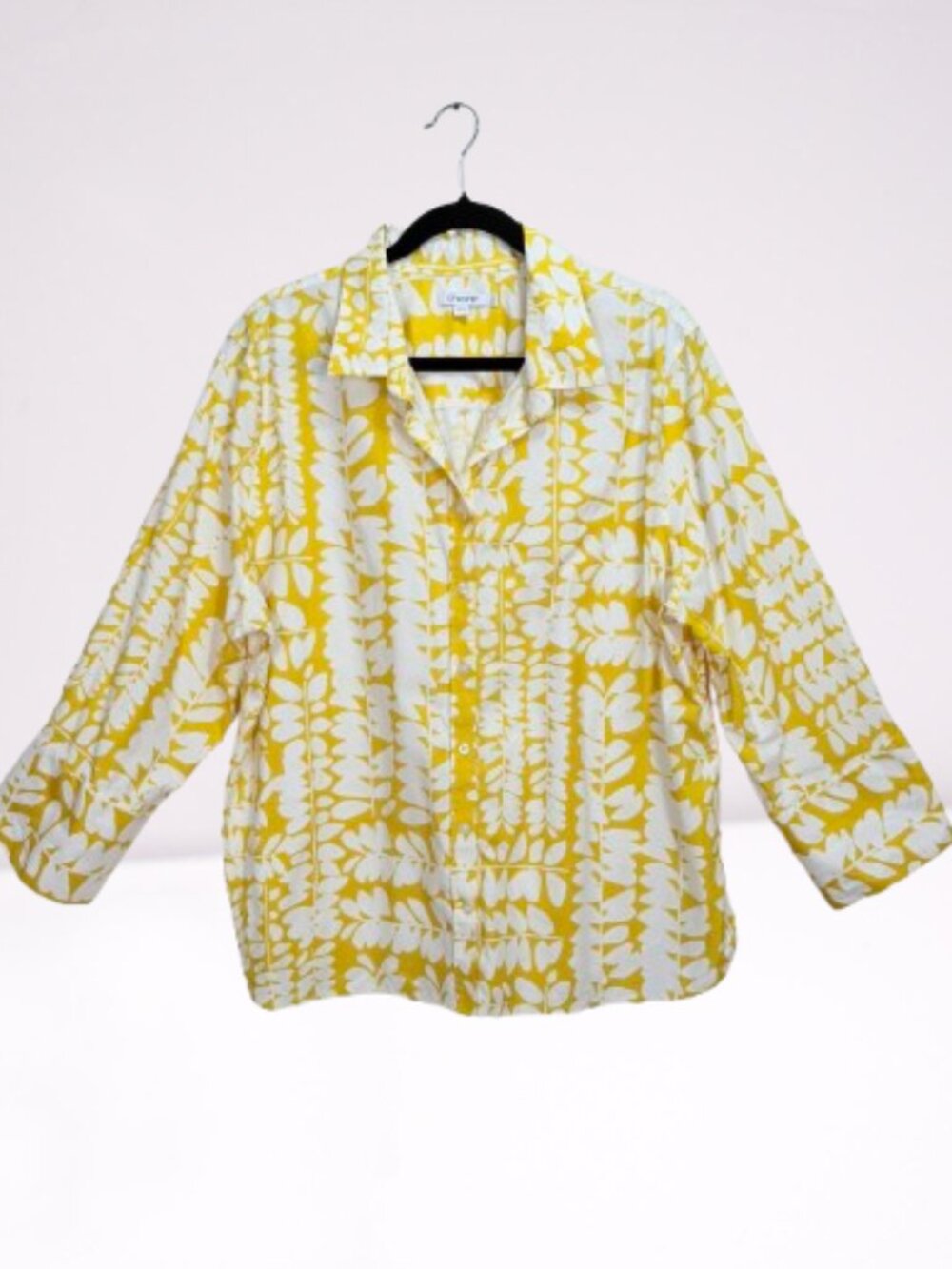 Chico's Yellow/White Leaf-Print Button Down Shirt Size 4 US 20